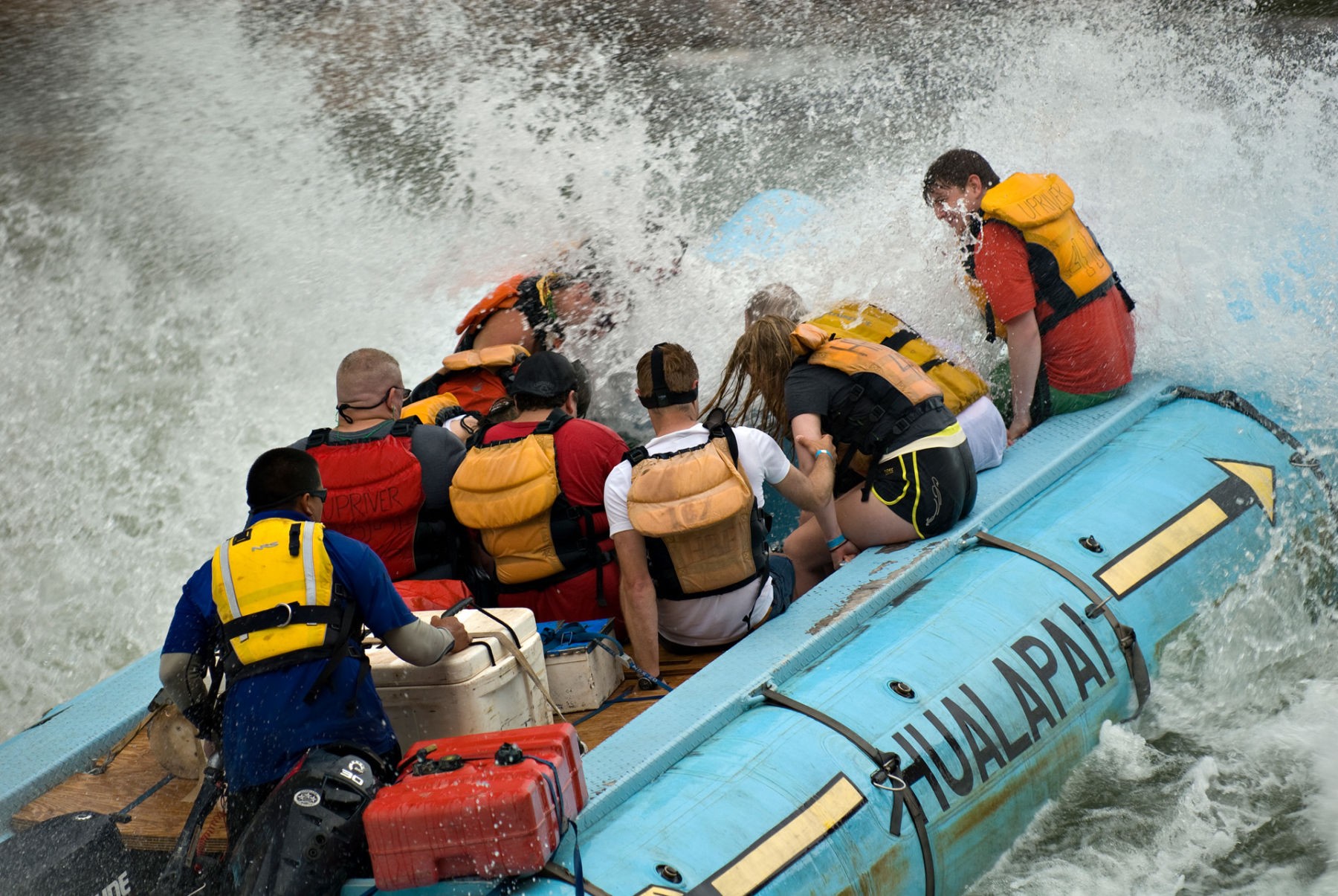 one day grand canyon motor raft running rapid
