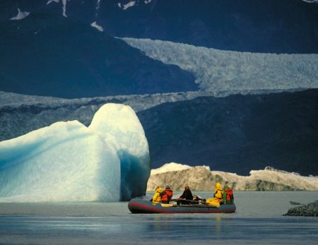 large-iceberg-and-raft-alsek-river