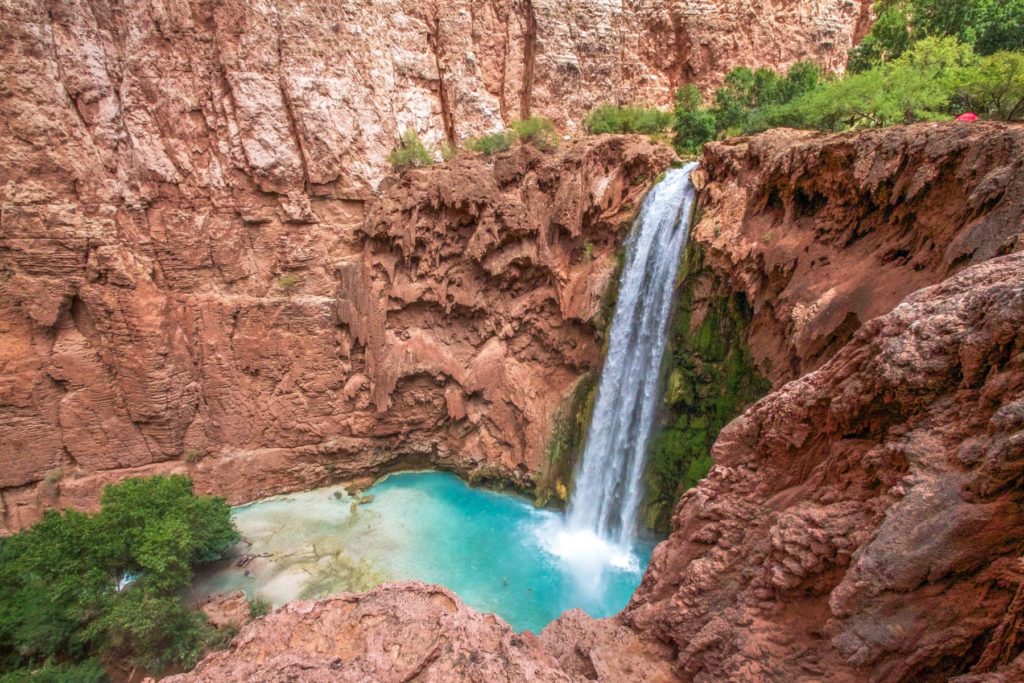 mooney falls into pool in Havasu Canyon