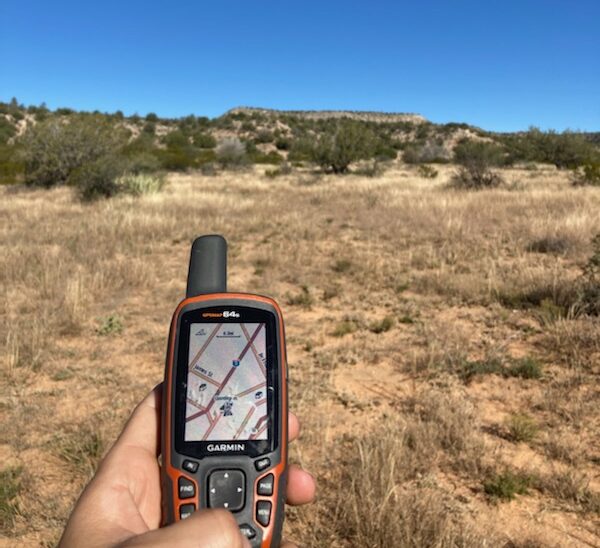 inreach devise being used for wilderness travel